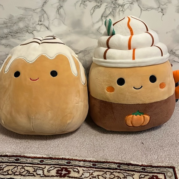 Squishmallows Paislynn and Chanel Claire’s exclusive - Picture 1 of 3